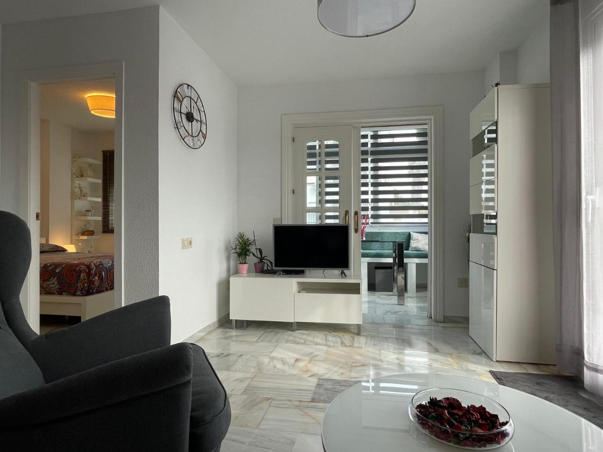 Apartamento En Torremolinos Con Piscina Экстерьер фото